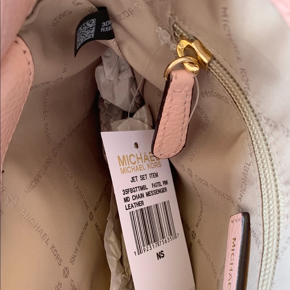 Gaby’sBags👜💕-NWT Michael Kors Tote Pink studded - Picture 8 of 8